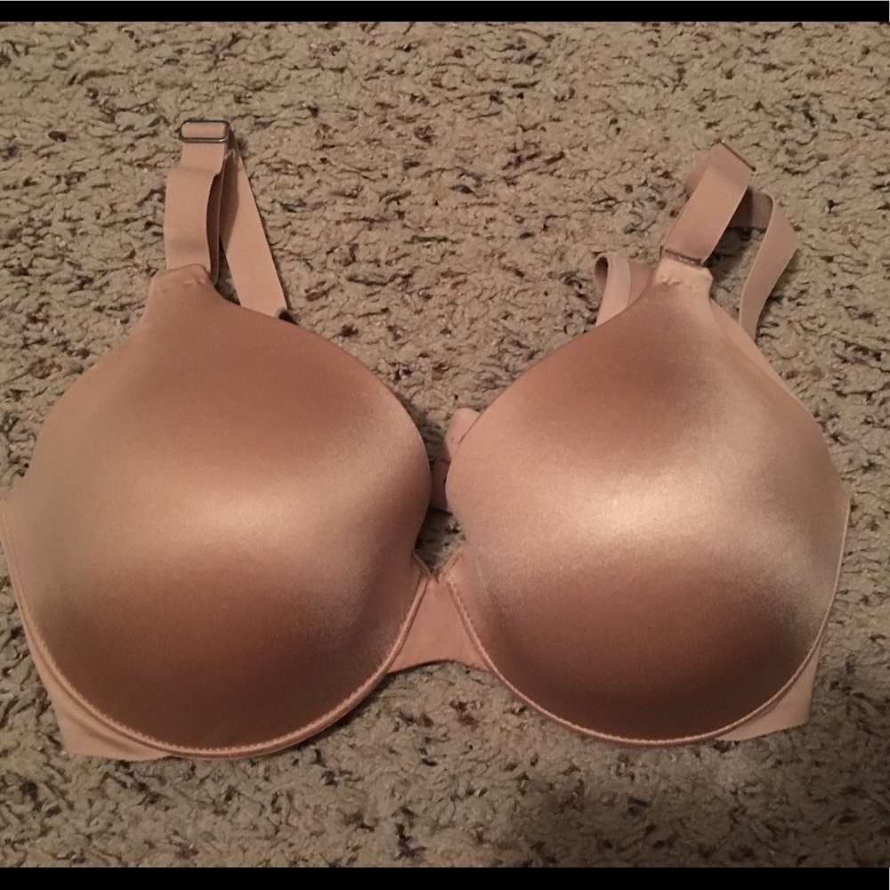 32D Soma Vanishing Back Bra
